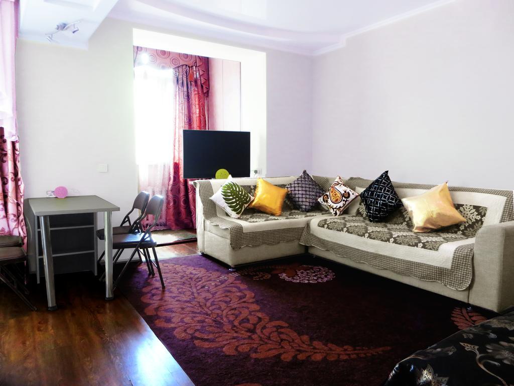 Maximus Apartament Biškek Exteriér fotografie